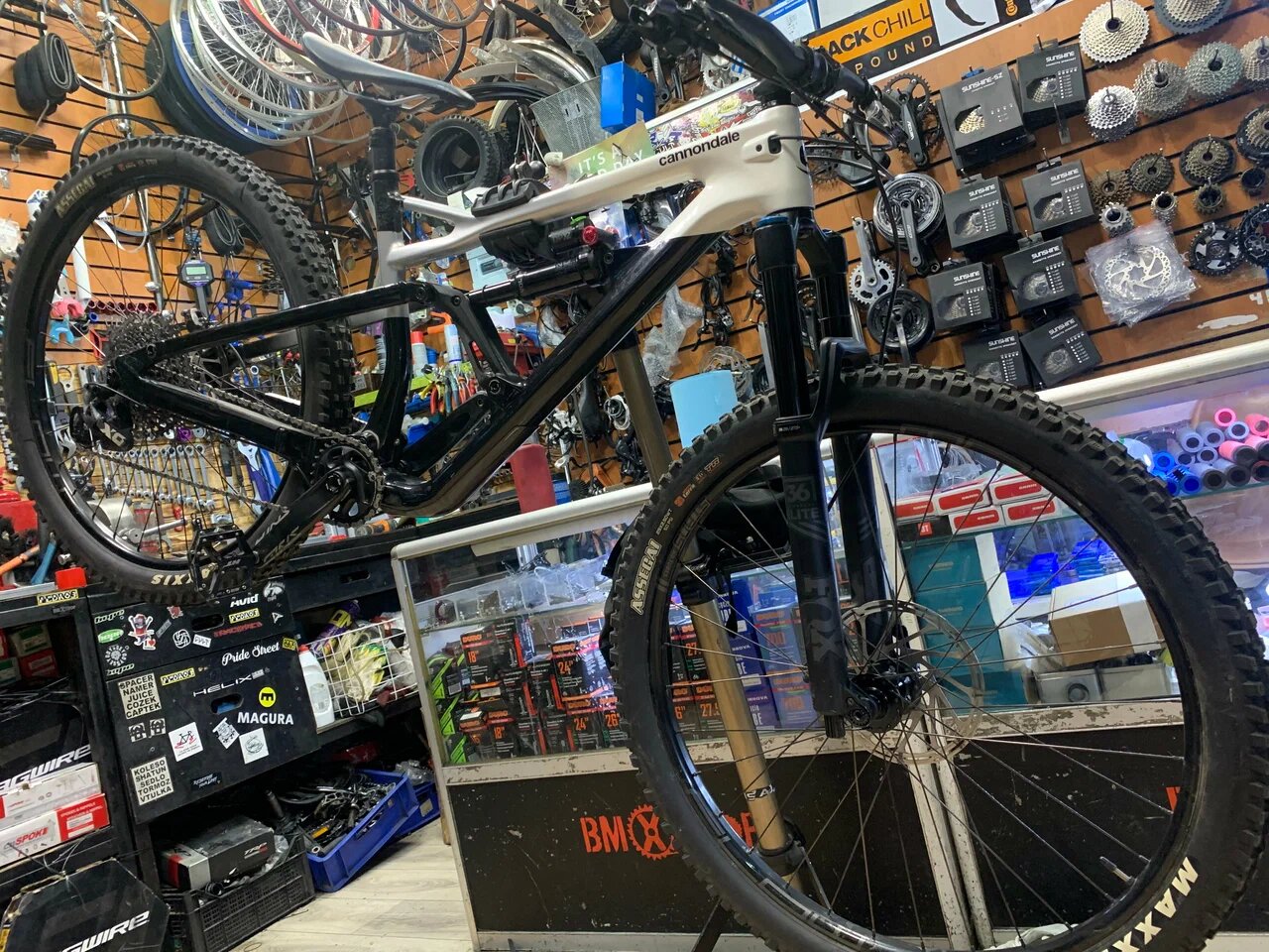 BMX Shop — интерьер